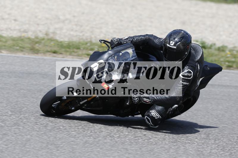 /10 20.04.2026  Pluess Moto Sport ADR/Freies Fahren/85